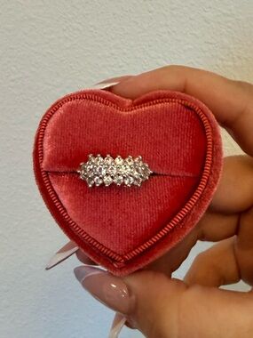 14k Gold Electroplated Cubic Zirconia Cluster Ring - Vintage size 6